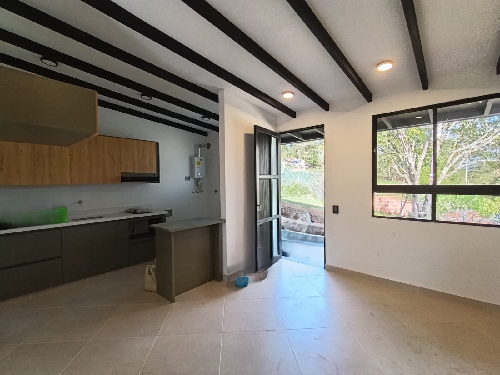 Apartaestudio en arriendo en San Antonio De Pereira, Rionegro — foto 5 de 8