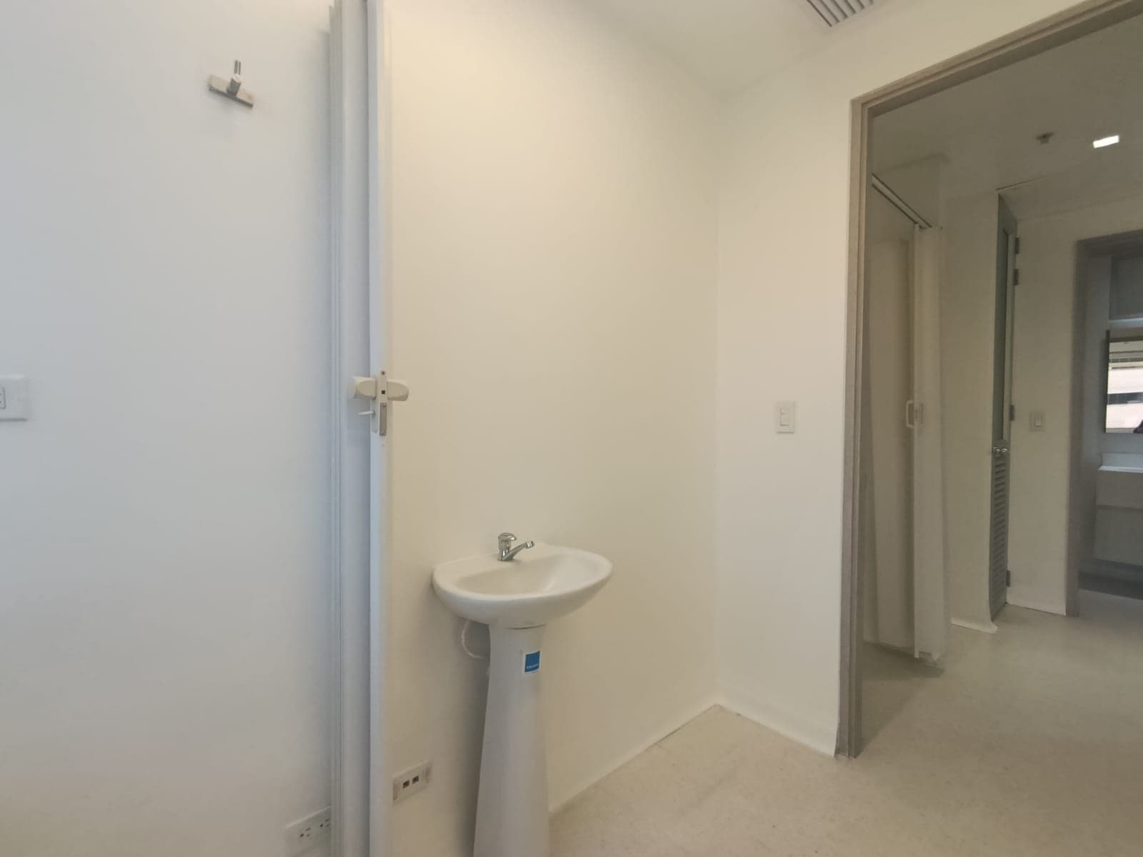 Consultorio en arriendo en Mayorca, Sabaneta — foto 5 de 11