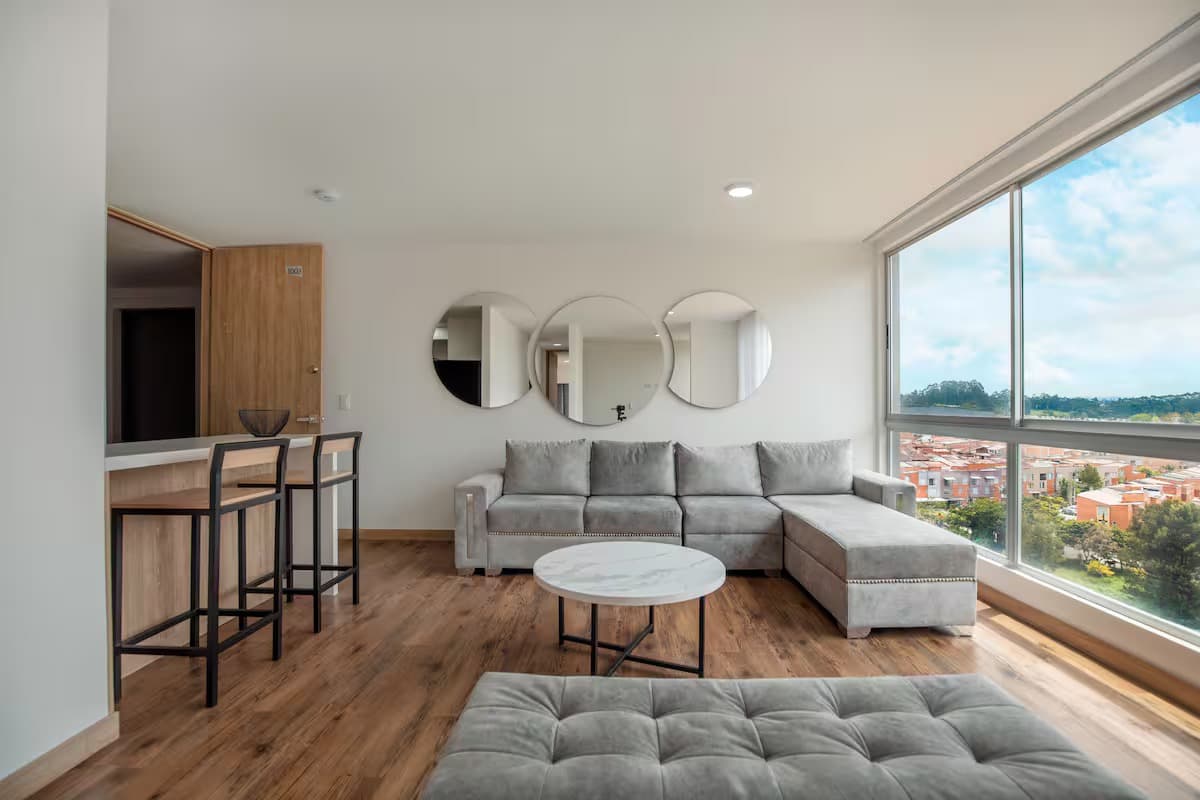 Apartamento en arriendo en El Carmen de Viboral — foto 1 de 12