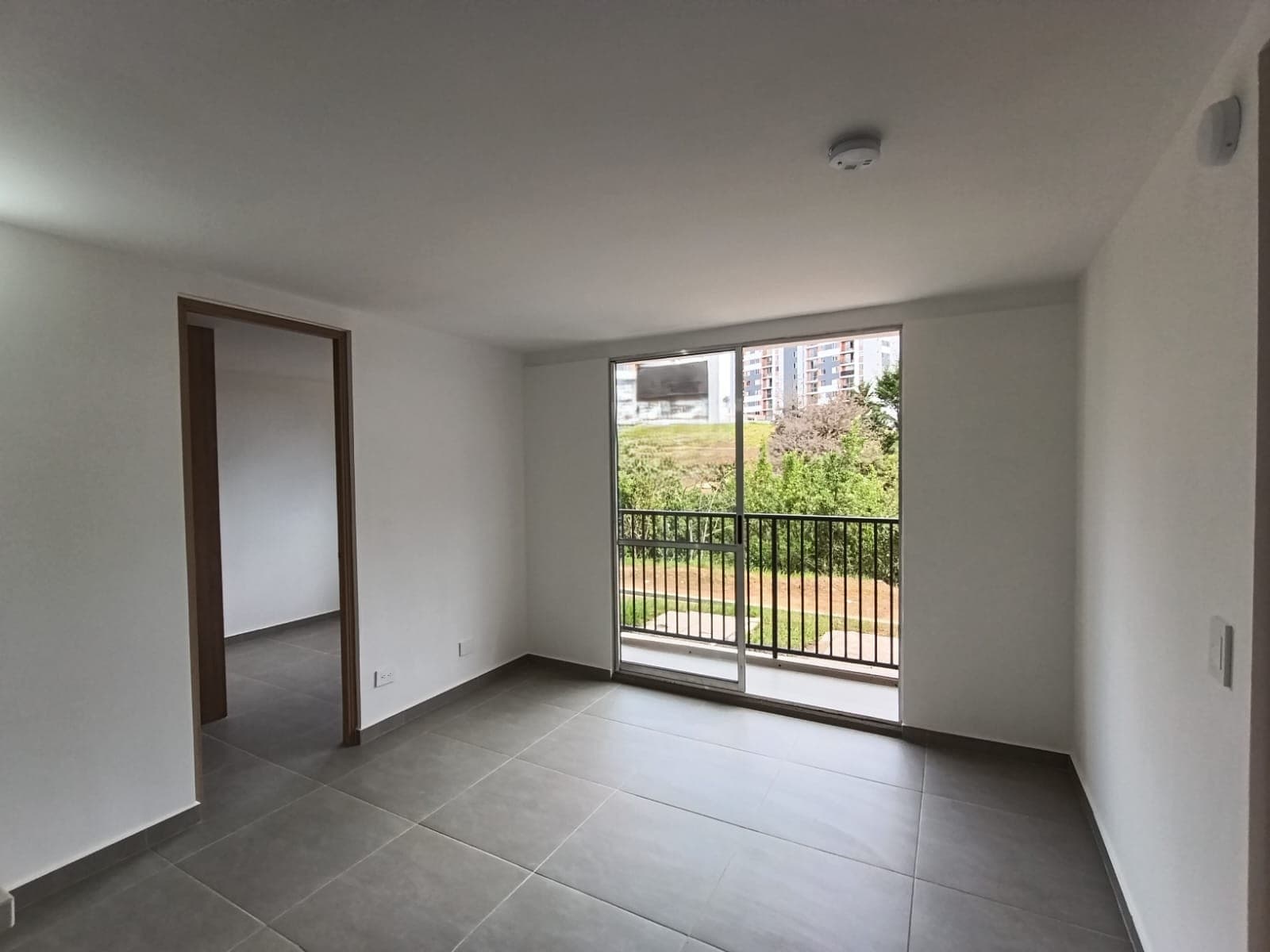 Apartamento en arriendo en El Porvenir Rio Negro, Rionegro — foto 1 de 11
