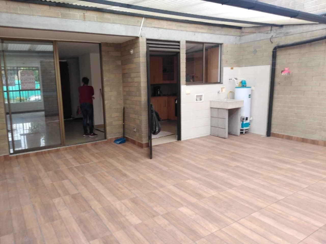 Casa Comercial en arriendo en Toledo, La Estrella — foto 1 de 17