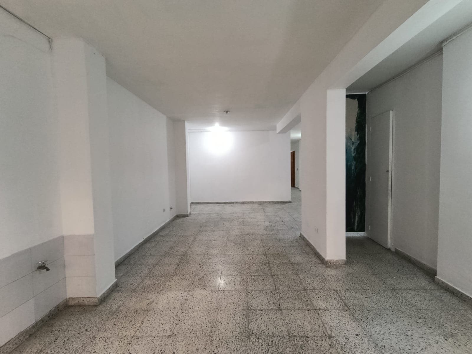 Local en arriendo en Porvenir, Belen, Medellín — foto 1 de 13