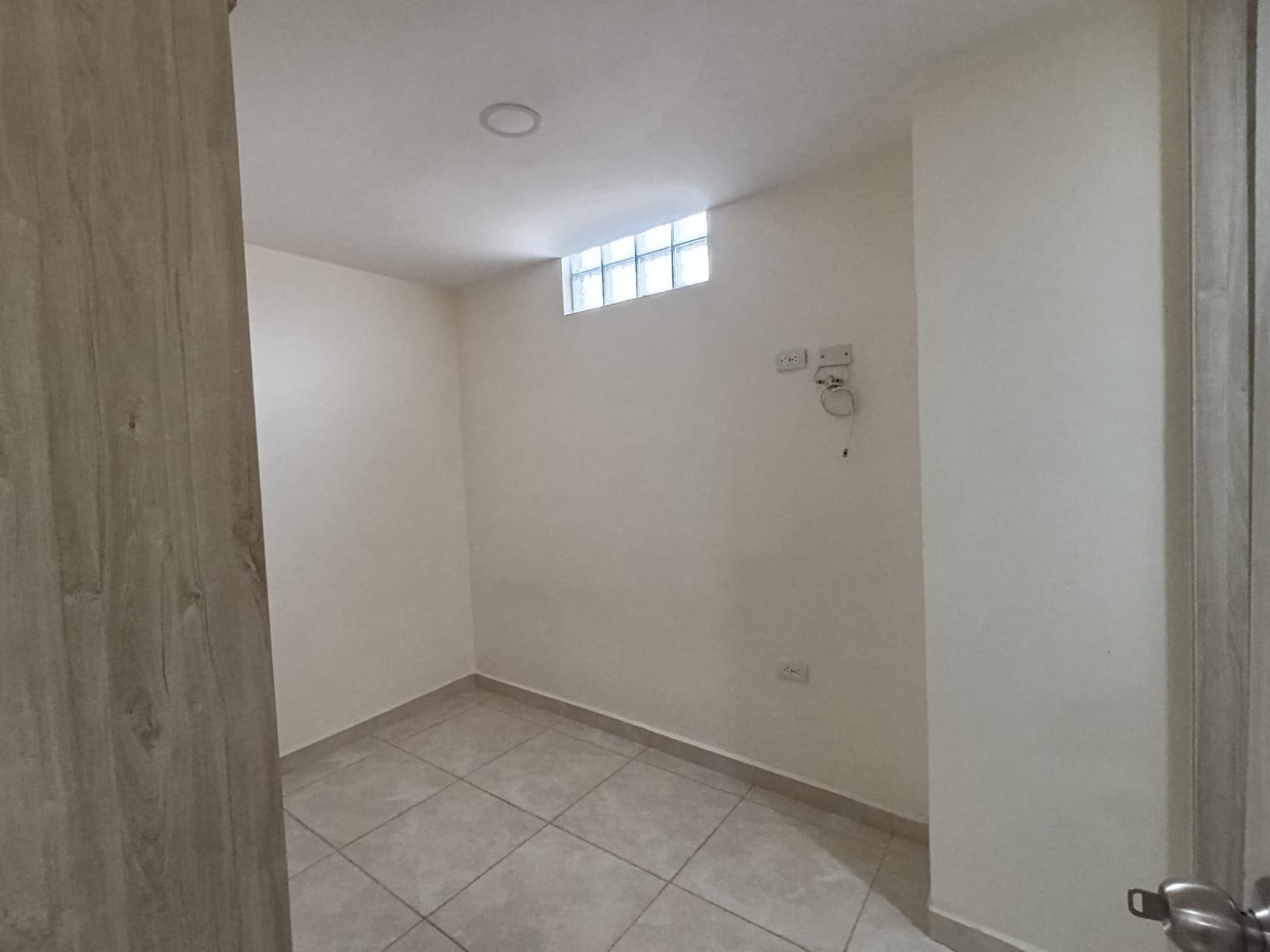 Apartamento en arriendo en Calle Larga, Sabaneta — foto 4 de 19