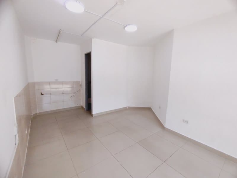 Local en arriendo en Laureles, Medellín — foto 3 de 11