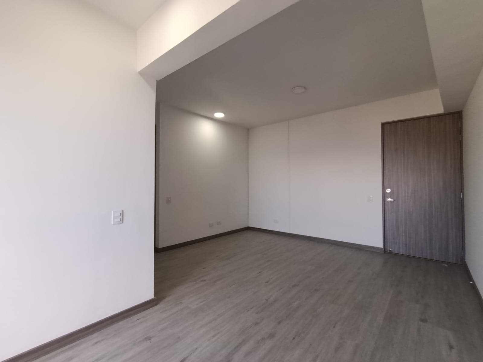 Apartamento en arriendo en Las Palmas, Centro, Medellín — foto 3 de 15