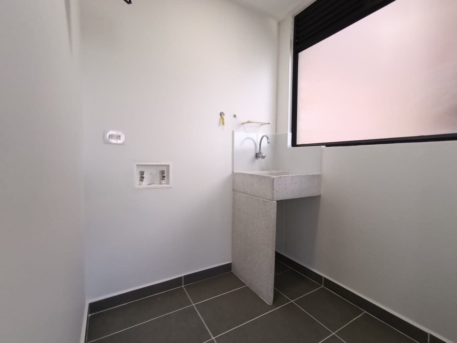 Apartamento en arriendo en Las Palmas, Centro, Medellín — foto 4 de 15