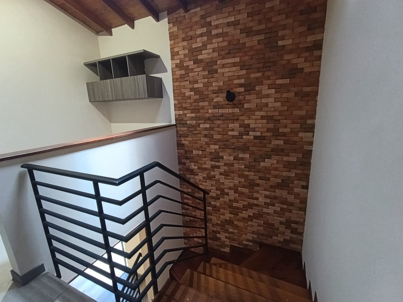 Casa Vivienda en arriendo en Loma Del Atravesado, Envigado — foto 2 de 20