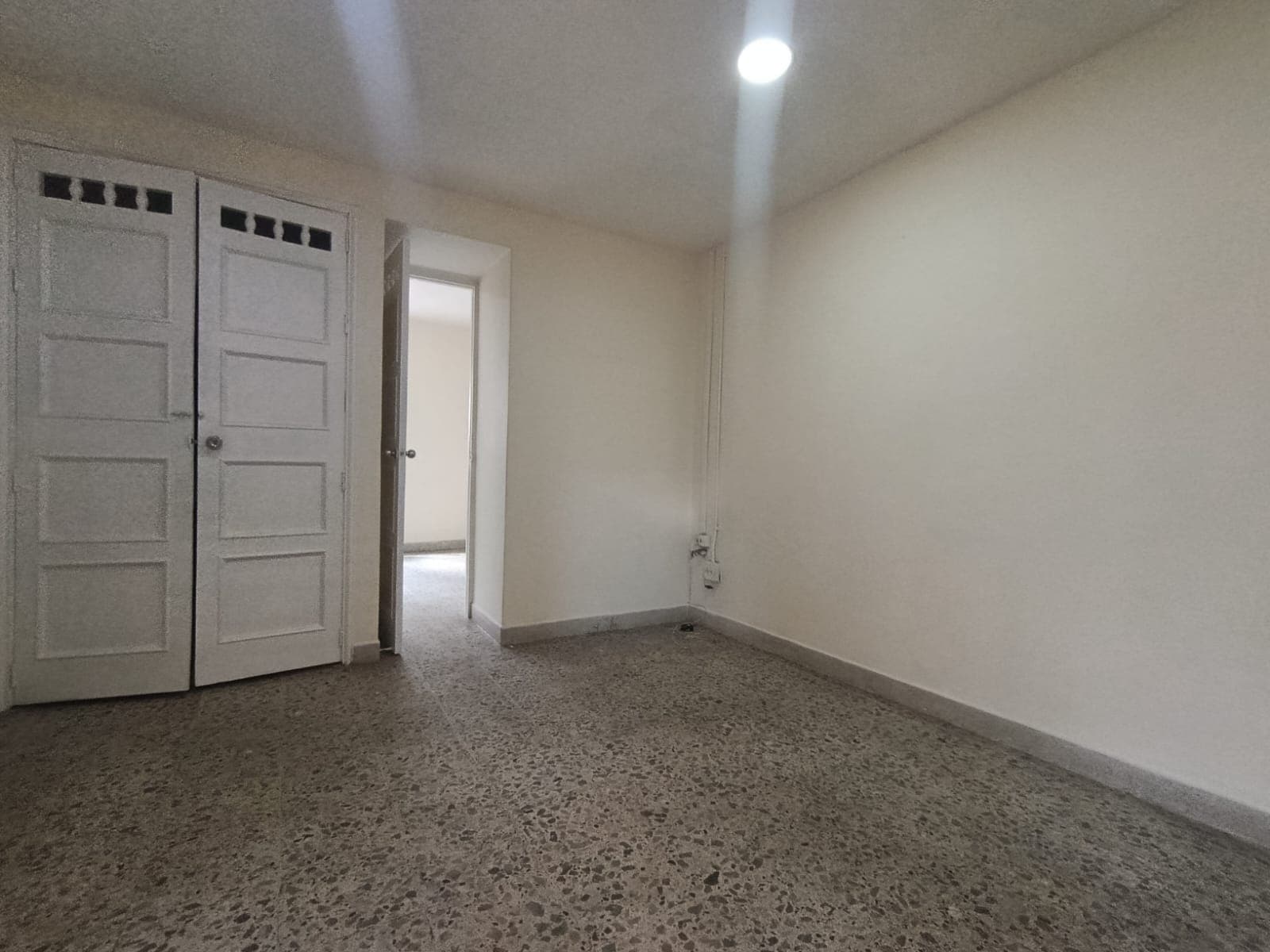 Casa Comercial en arriendo en Villa Nueva, Centro, Medellín — foto 3 de 20