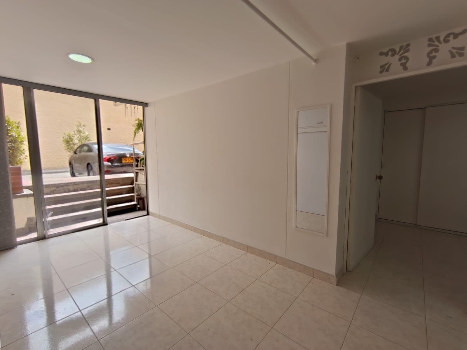 Apartaestudio en arriendo en El Nogal Los Almendros, Belen, Medellín — foto 3 de 11
