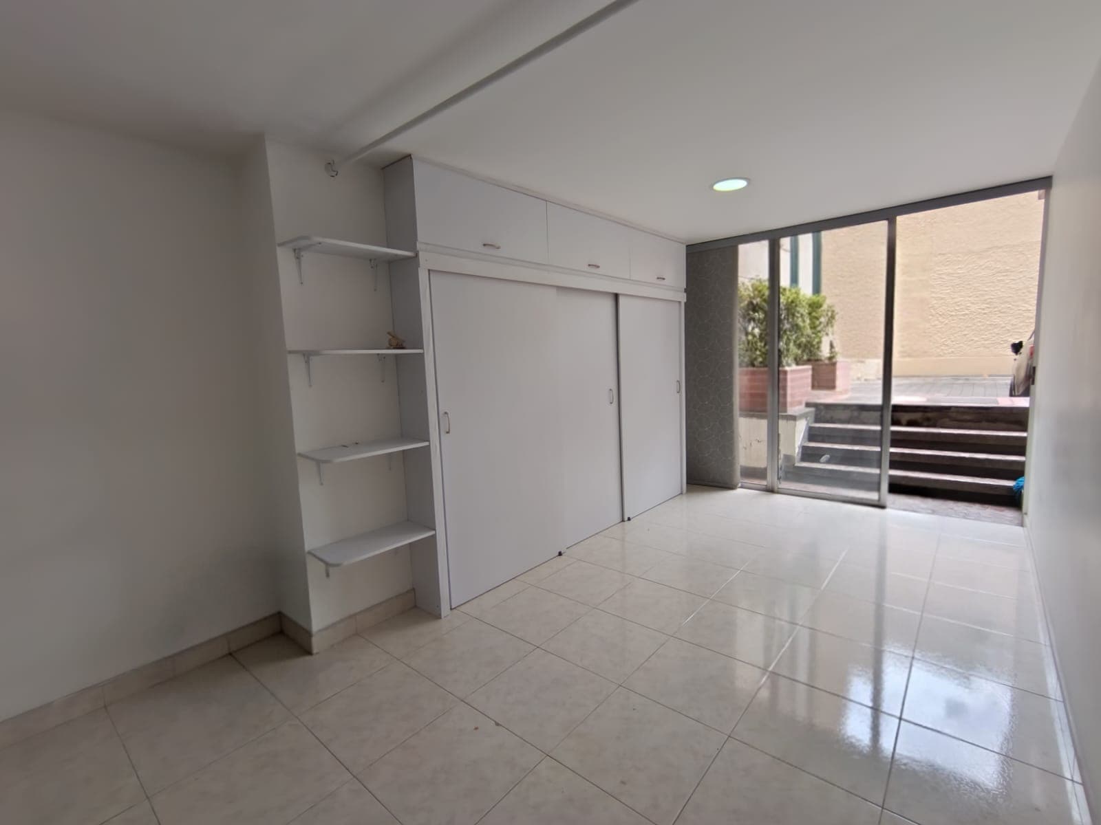 Apartaestudio en arriendo en El Nogal Los Almendros, Belen, Medellín — foto 5 de 11