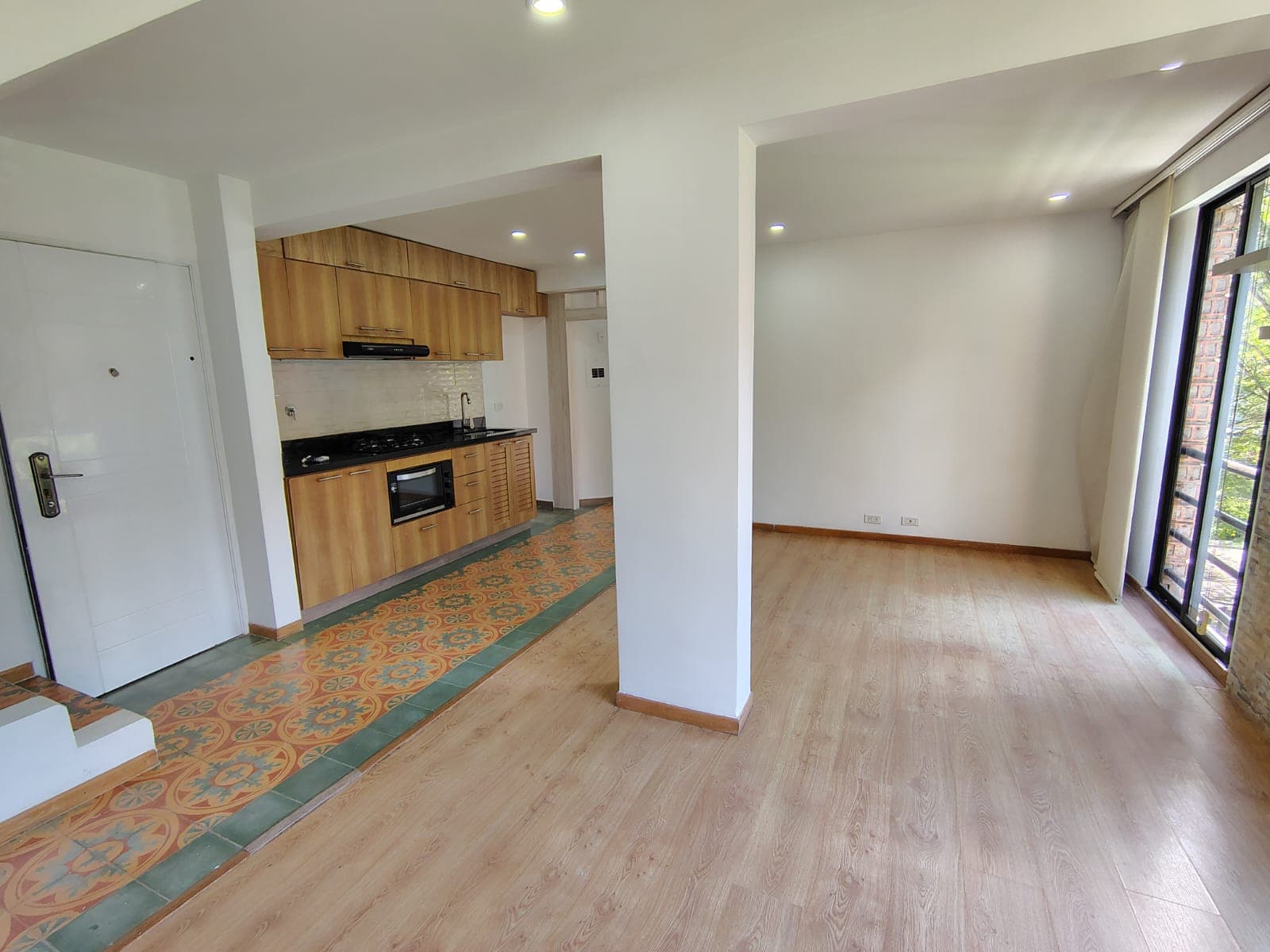 Apartamento en arriendo en Loma Del Escobero, Envigado — foto 3 de 20