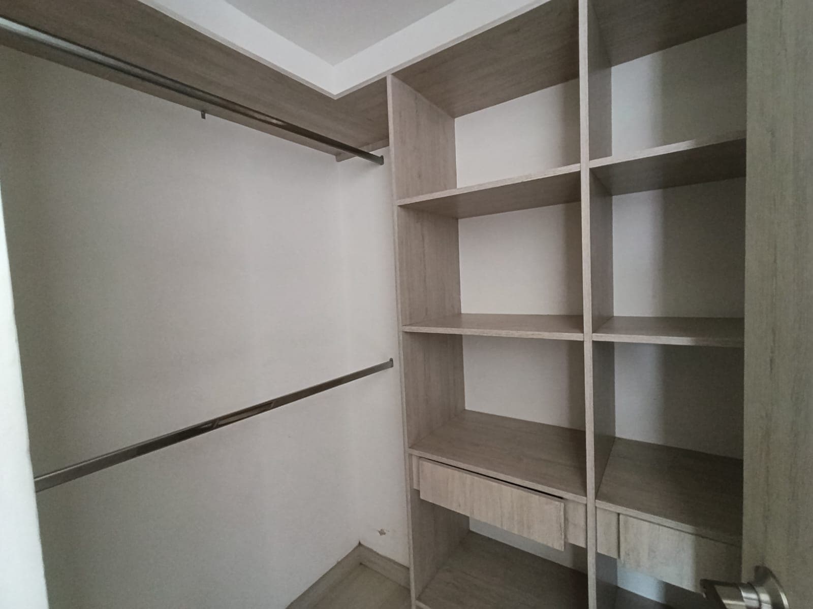 Apartamento en arriendo en El Chinguí, Envigado — foto 2 de 16