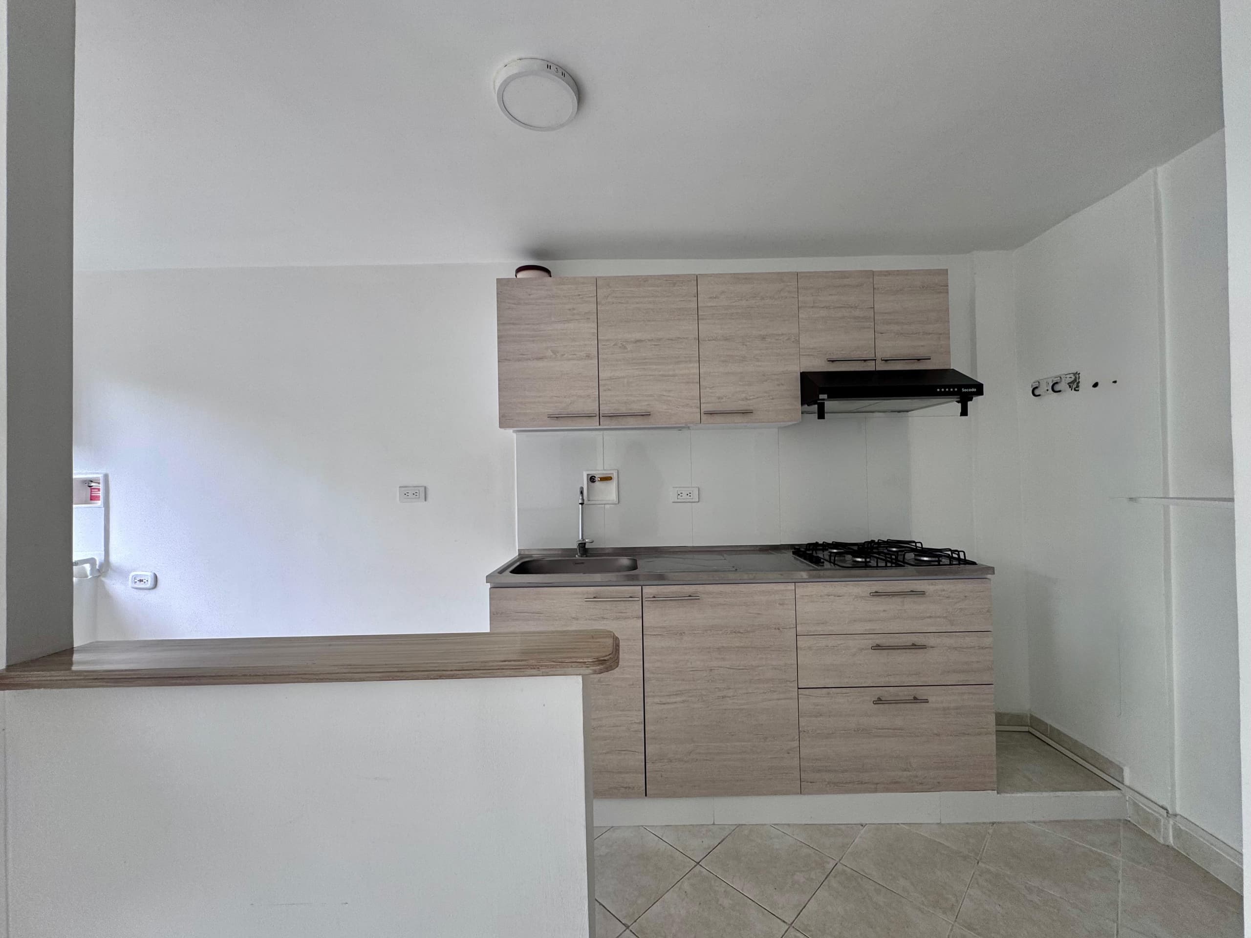 Apartamento en arriendo en Alto De Misael, Envigado — foto 3 de 18