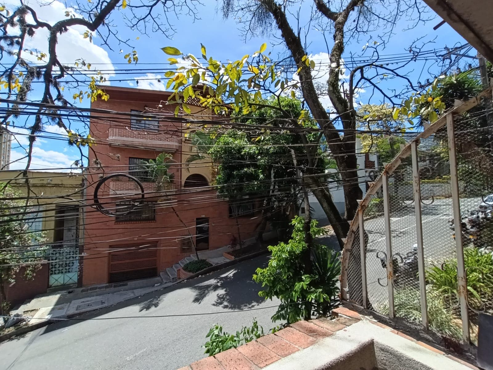 Casa Comercial en arriendo en Prado, Centro, Medellín — foto 3 de 20