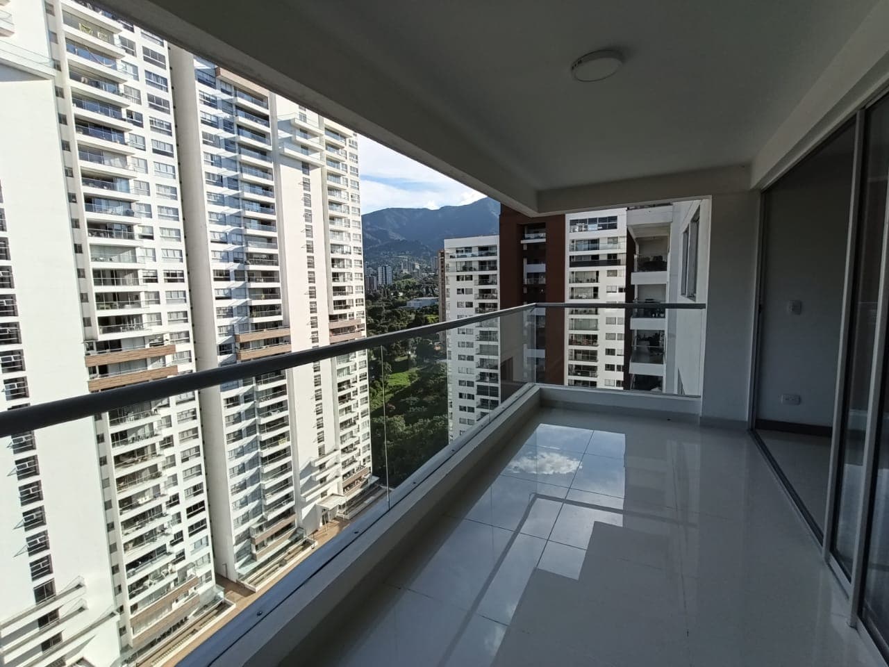 Apartamento en arriendo en Suramérica La, La Estrella — foto 1 de 20