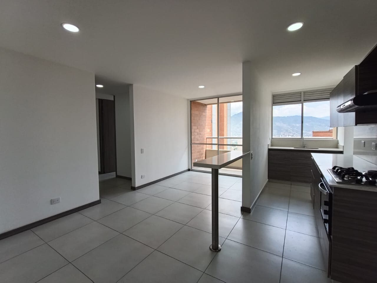 Apartamento en arriendo en La Florida, Sabaneta — foto 2 de 17