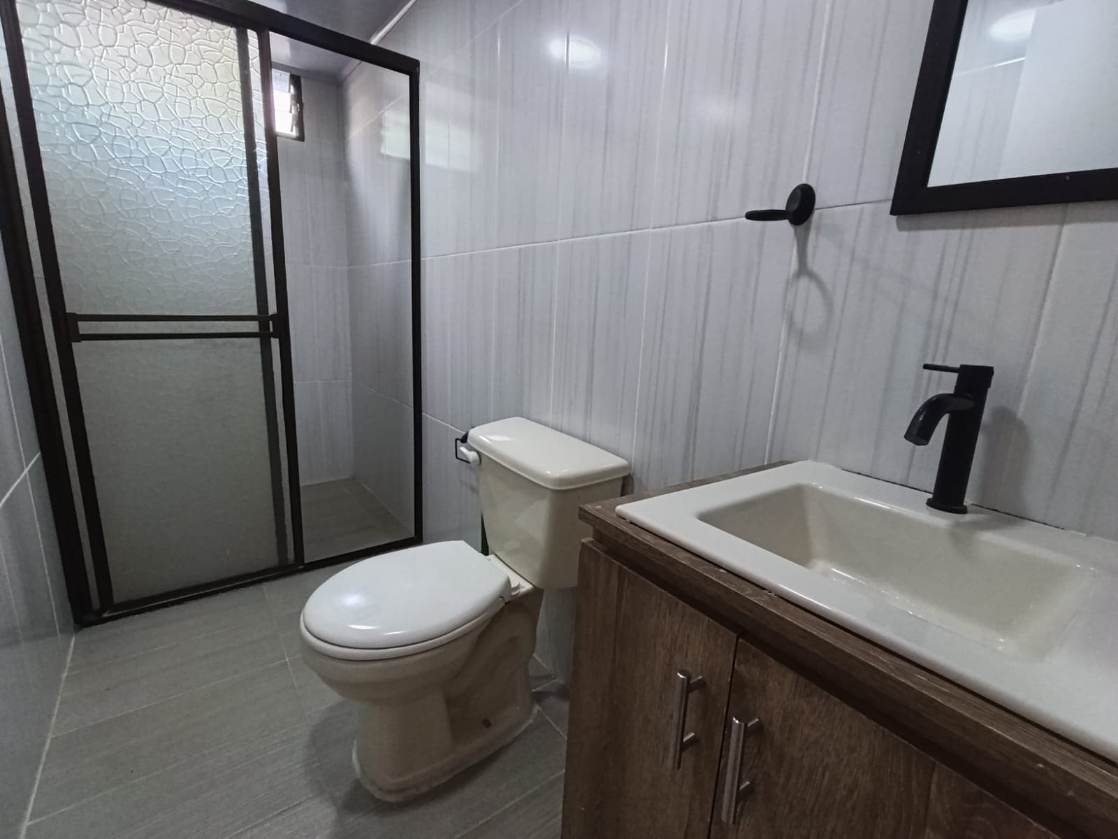 Apartaestudio en arriendo en San Joaquín, Laureles, Medellín — foto 3 de 18