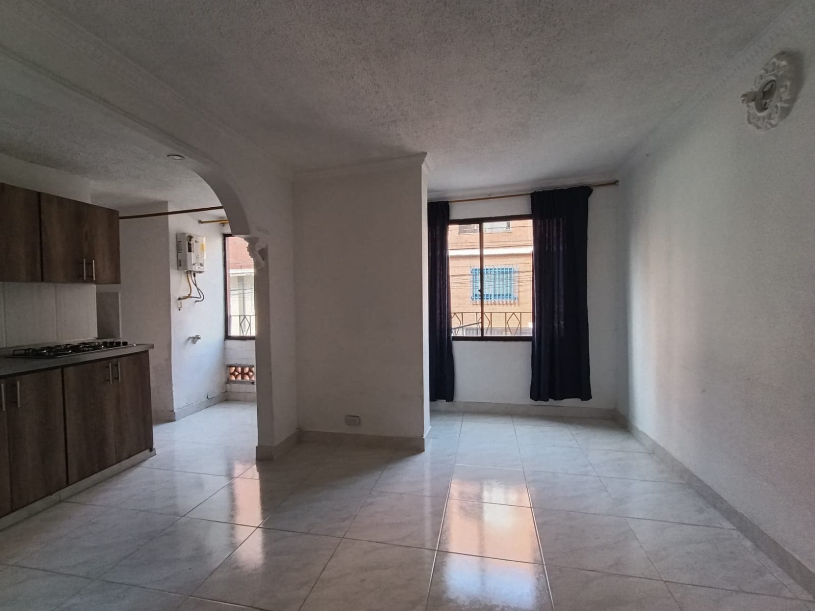 Apartaestudio en arriendo en San Joaquín, Laureles, Medellín — foto 4 de 18