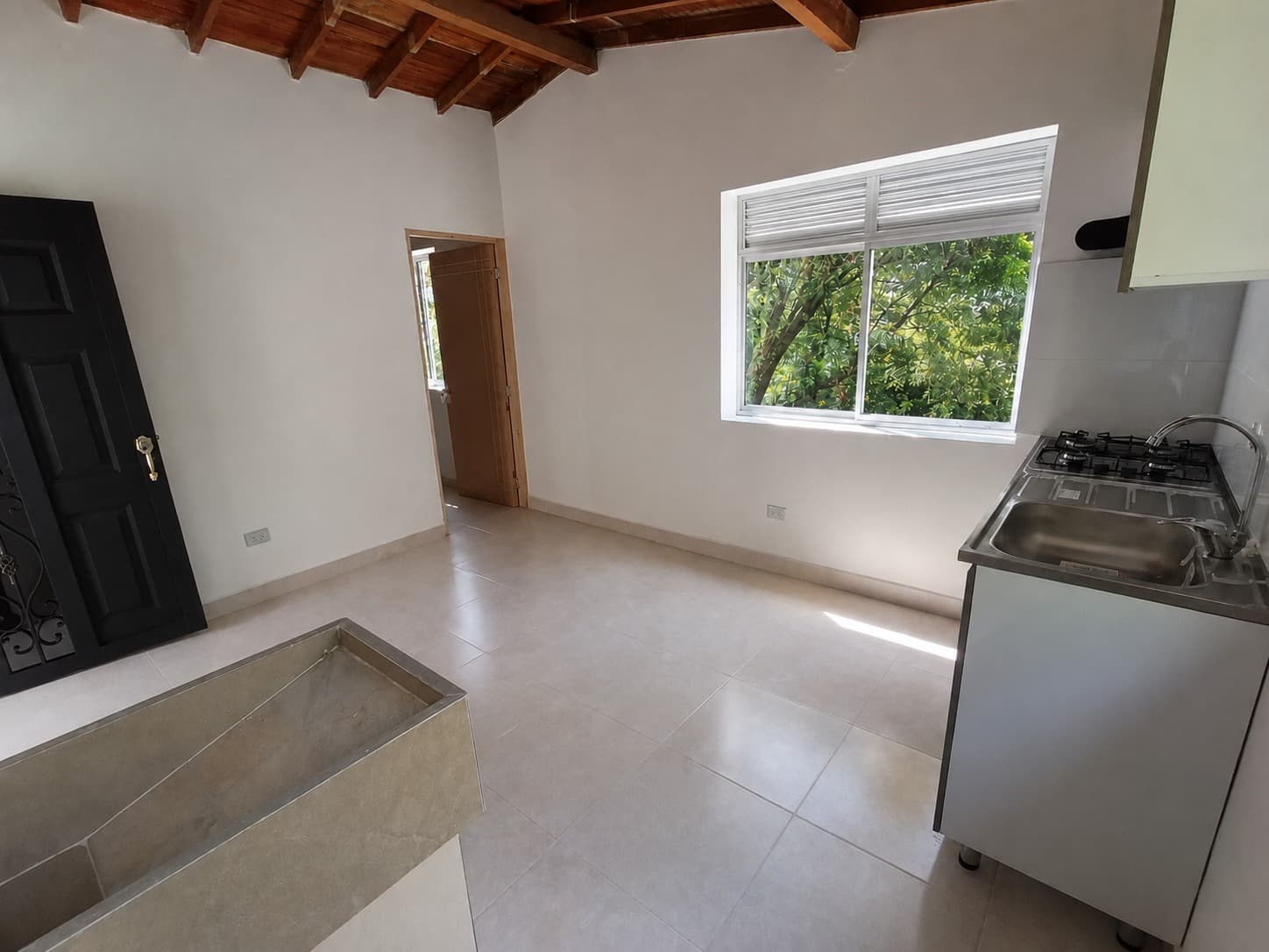Apartaestudio en arriendo en Estadio, Laureles, Medellín — foto 3 de 9