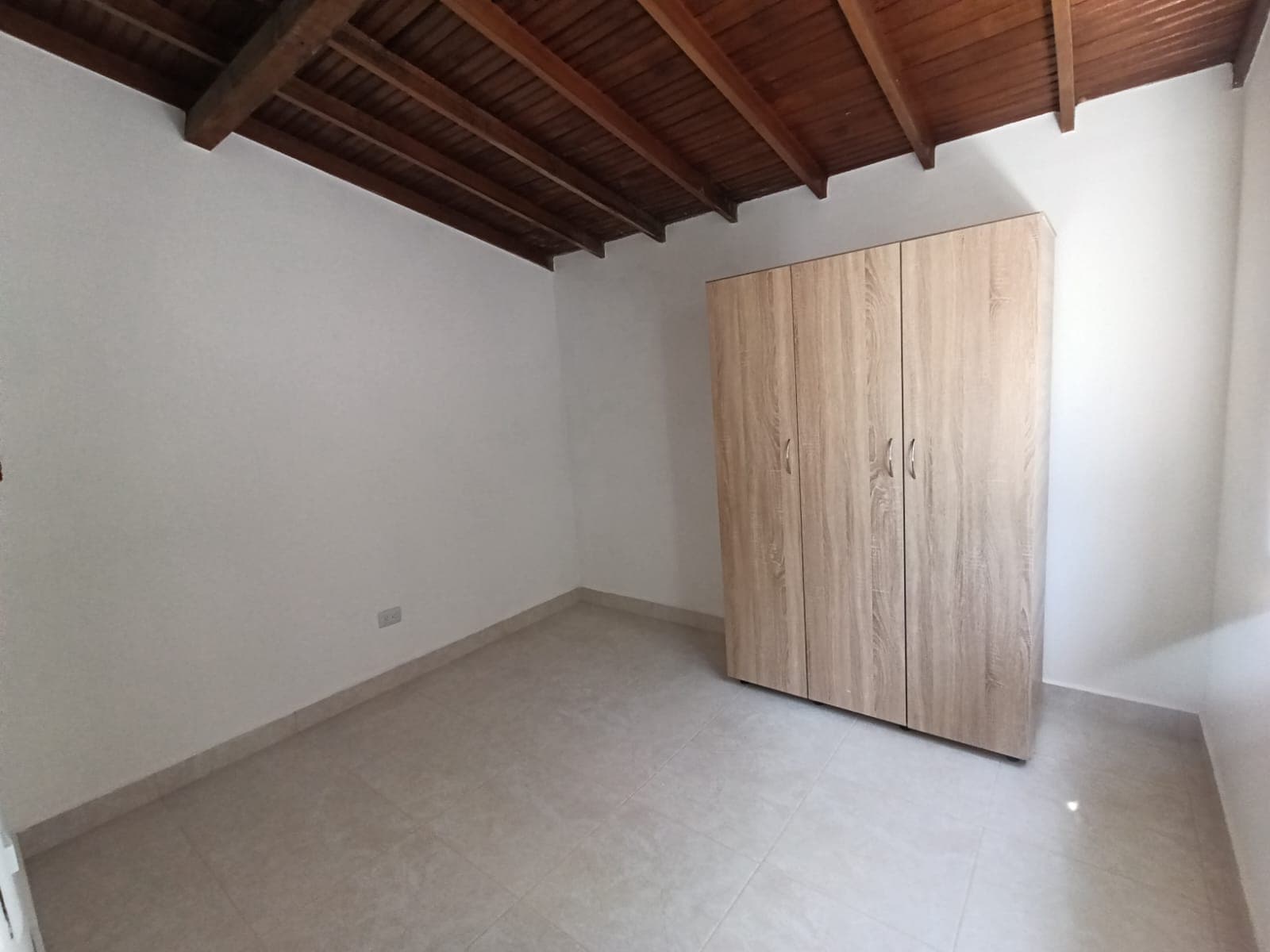 Apartaestudio en arriendo en Estadio, Laureles, Medellín — foto 5 de 9