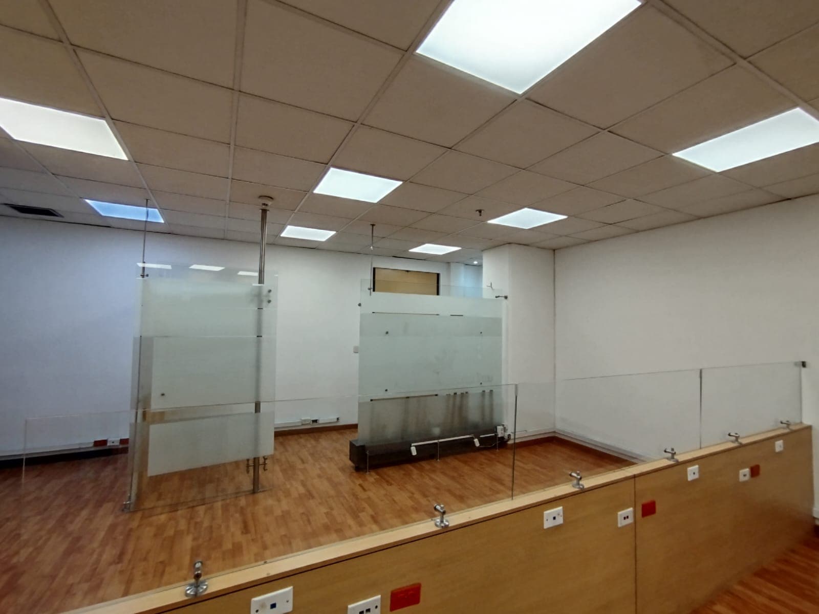 Oficina en arriendo en Salitre, Fontibon, Bogotá, D.c. — foto 4 de 13