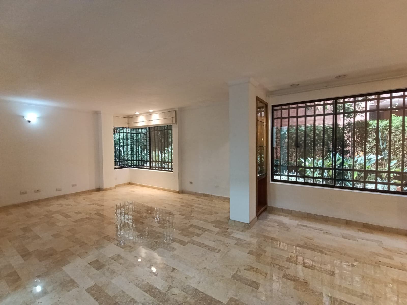 Apartamento en arriendo en Las Lomas, El Poblado, Medellín — foto 3 de 15