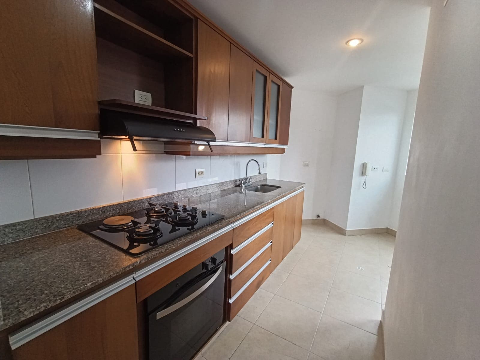 Apartamento en arriendo en Laureles, Medellín — foto 3 de 20