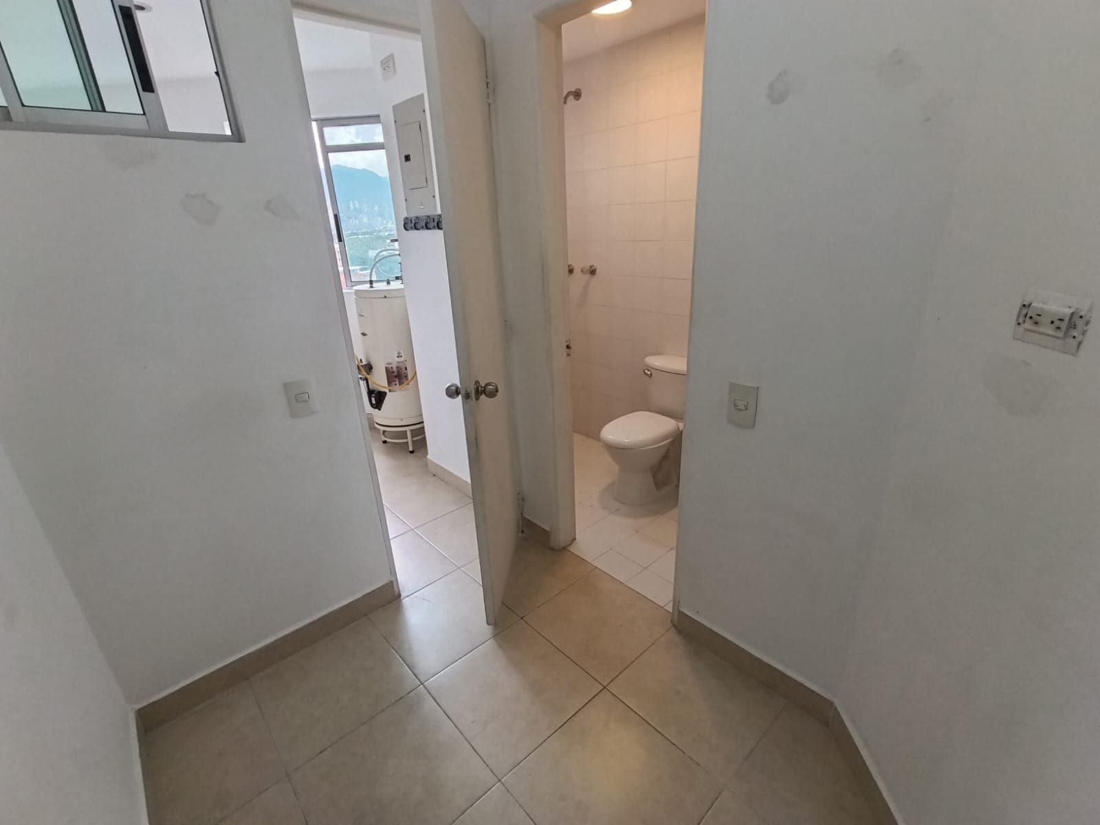 Apartamento en arriendo en Laureles, Medellín — foto 5 de 20