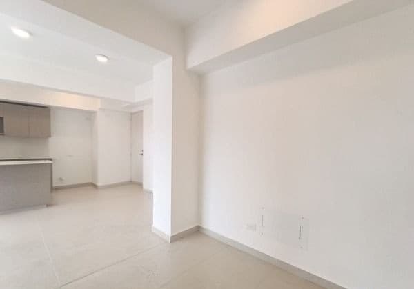 Apartamento en arriendo en Jardines, Envigado — foto 3 de 13