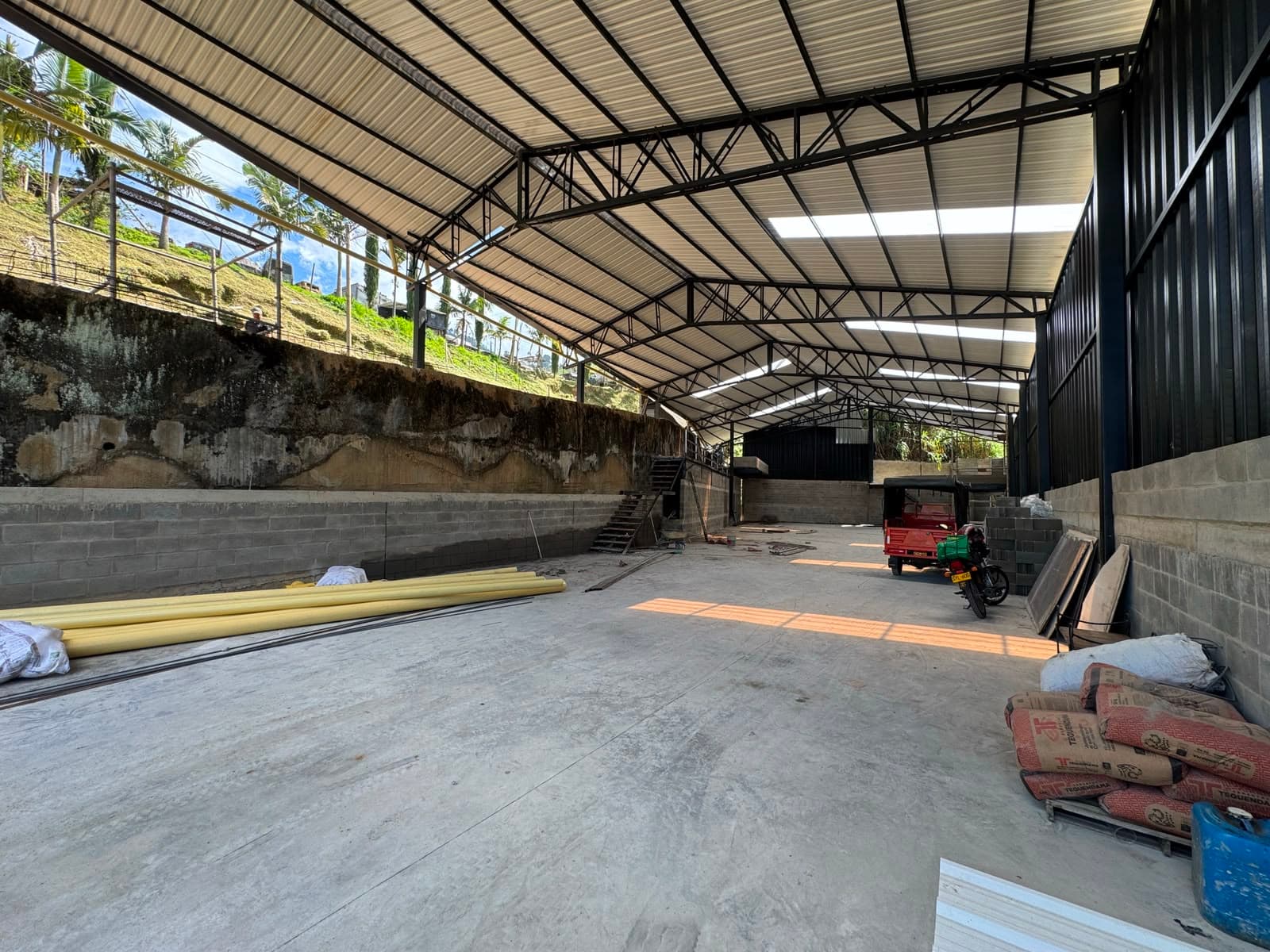Bodega en arriendo en Vereda La Miel, Caldas — foto 4 de 15