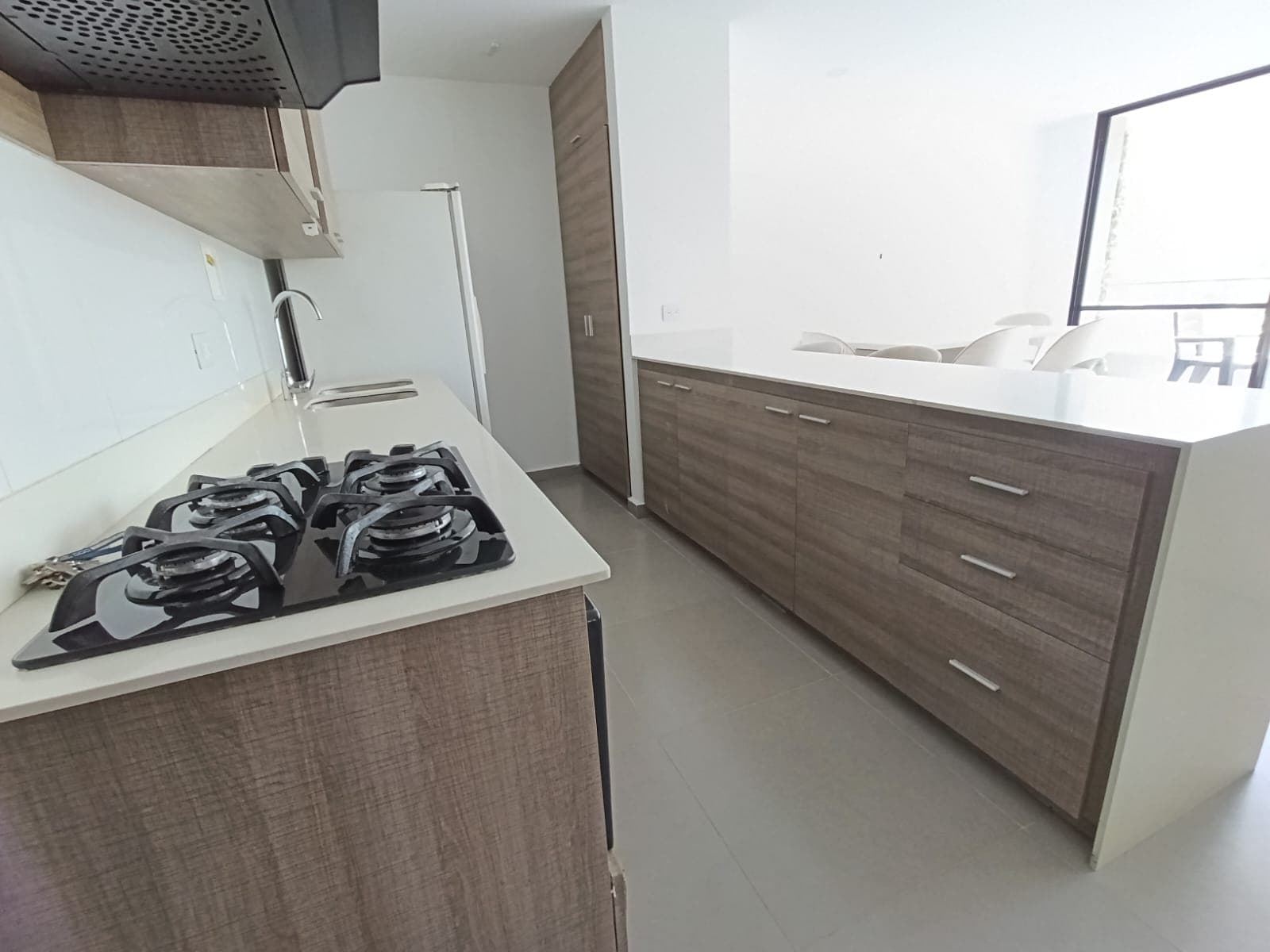 Apartamento en arriendo en Loma Del Escobero, Envigado — foto 4 de 13