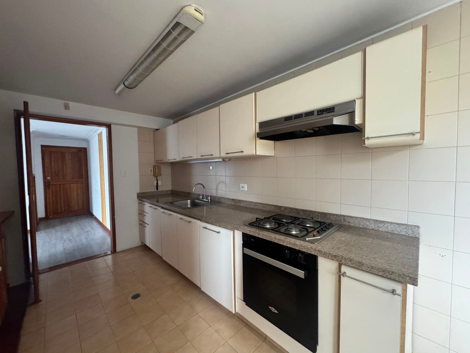 Apartamento en arriendo en Alpes, Pereira — foto 1 de 20