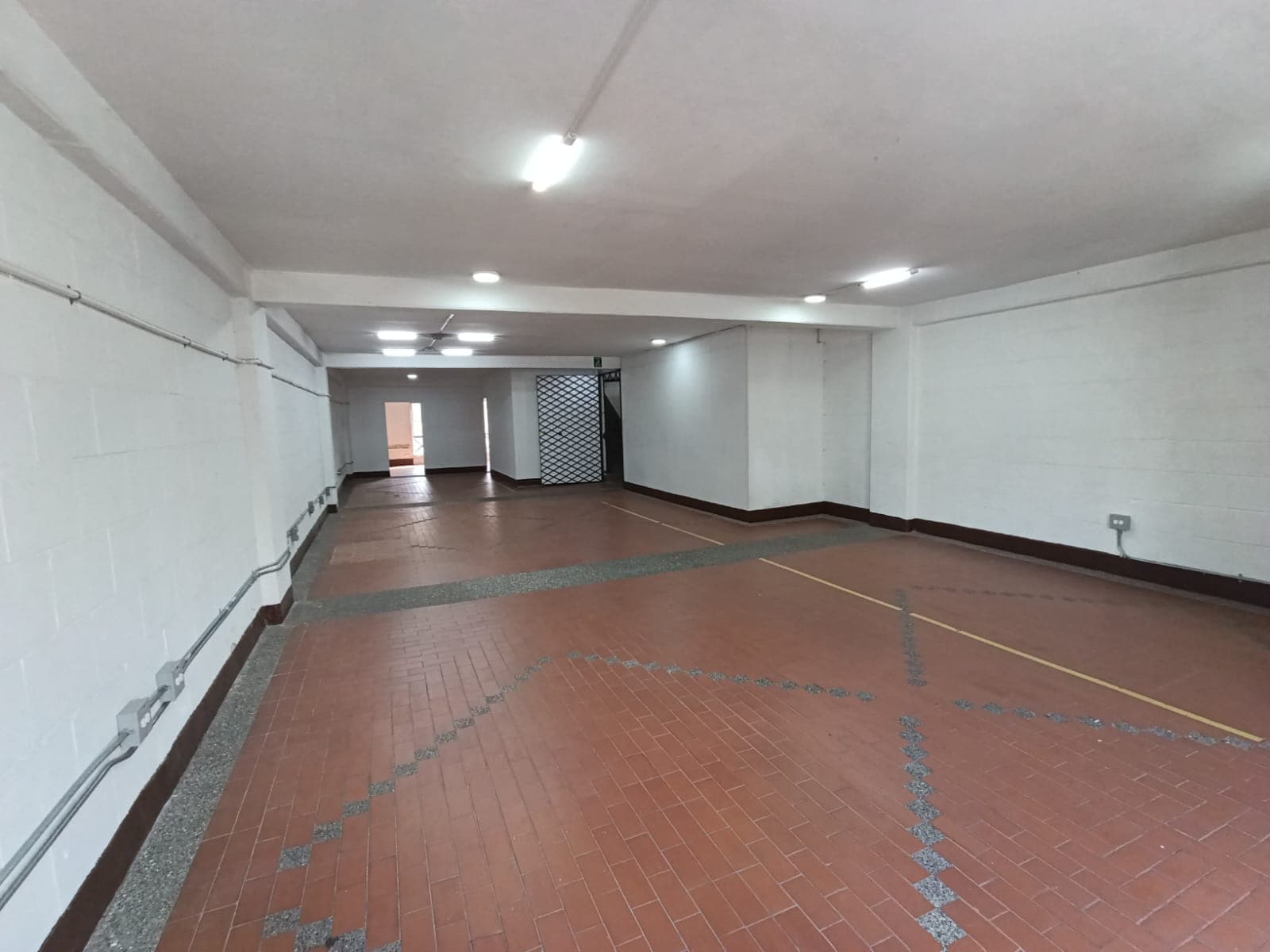 Bodega en arriendo en Guayabal, Medellín — foto 4 de 12