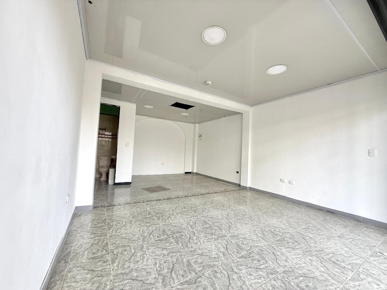 Local en arriendo en Centro, Pereira — foto 3 de 10