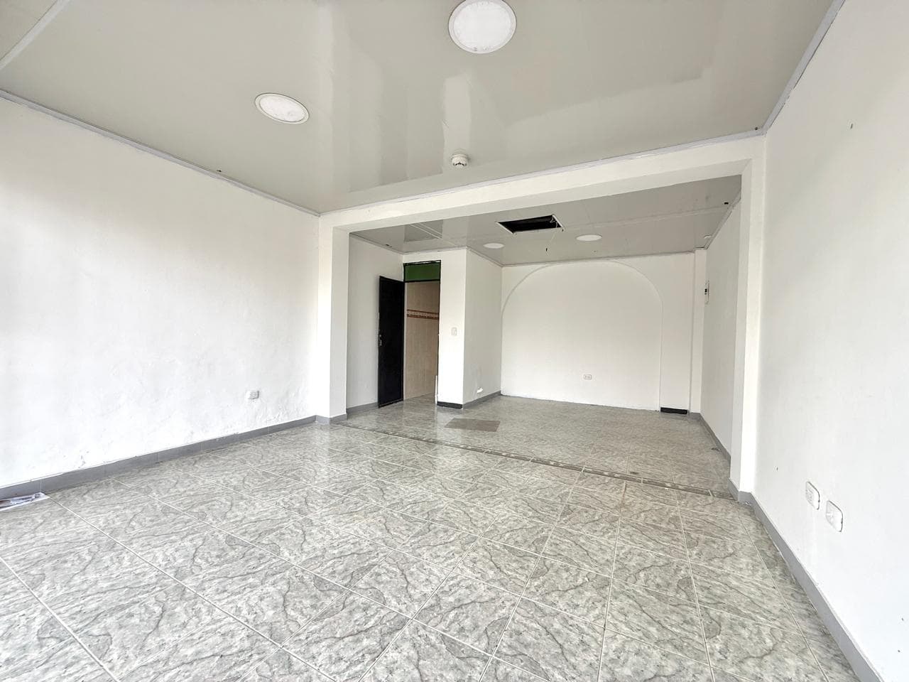 Local en arriendo en Centro, Pereira — foto 4 de 10