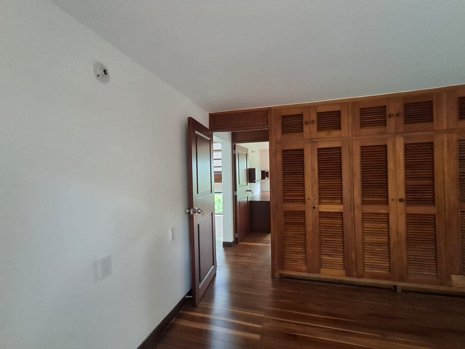 Casa Vivienda en arriendo en Loma De Las Brujas, Envigado — foto 4 de 20