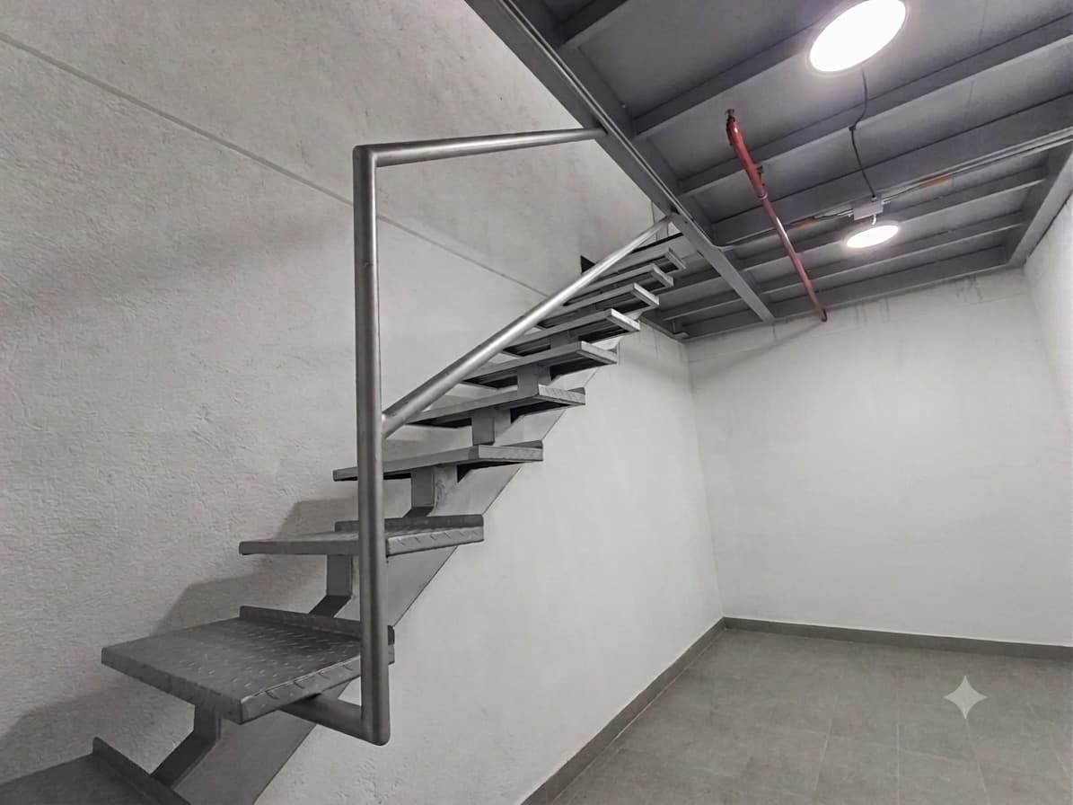 Oficina en arriendo en Loma Del Escobero, Envigado — foto 2 de 13