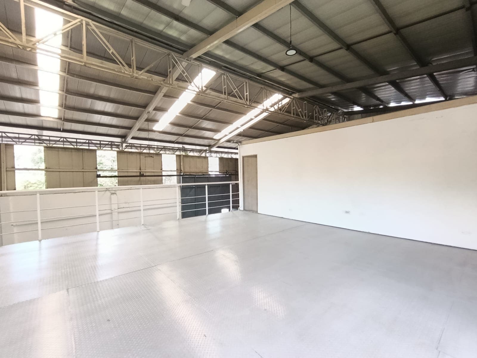 Bodega en arriendo en Las Brisas La, La Estrella — foto 4 de 20