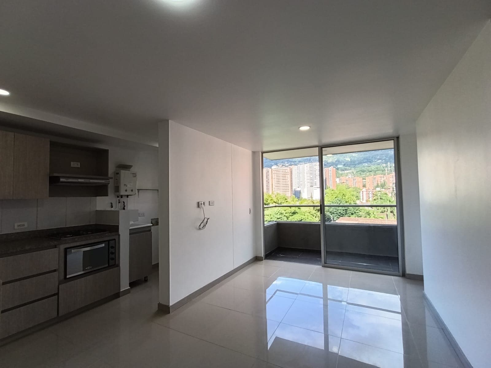 Apartamento en arriendo en Las Cometas, Envigado — foto 5 de 20