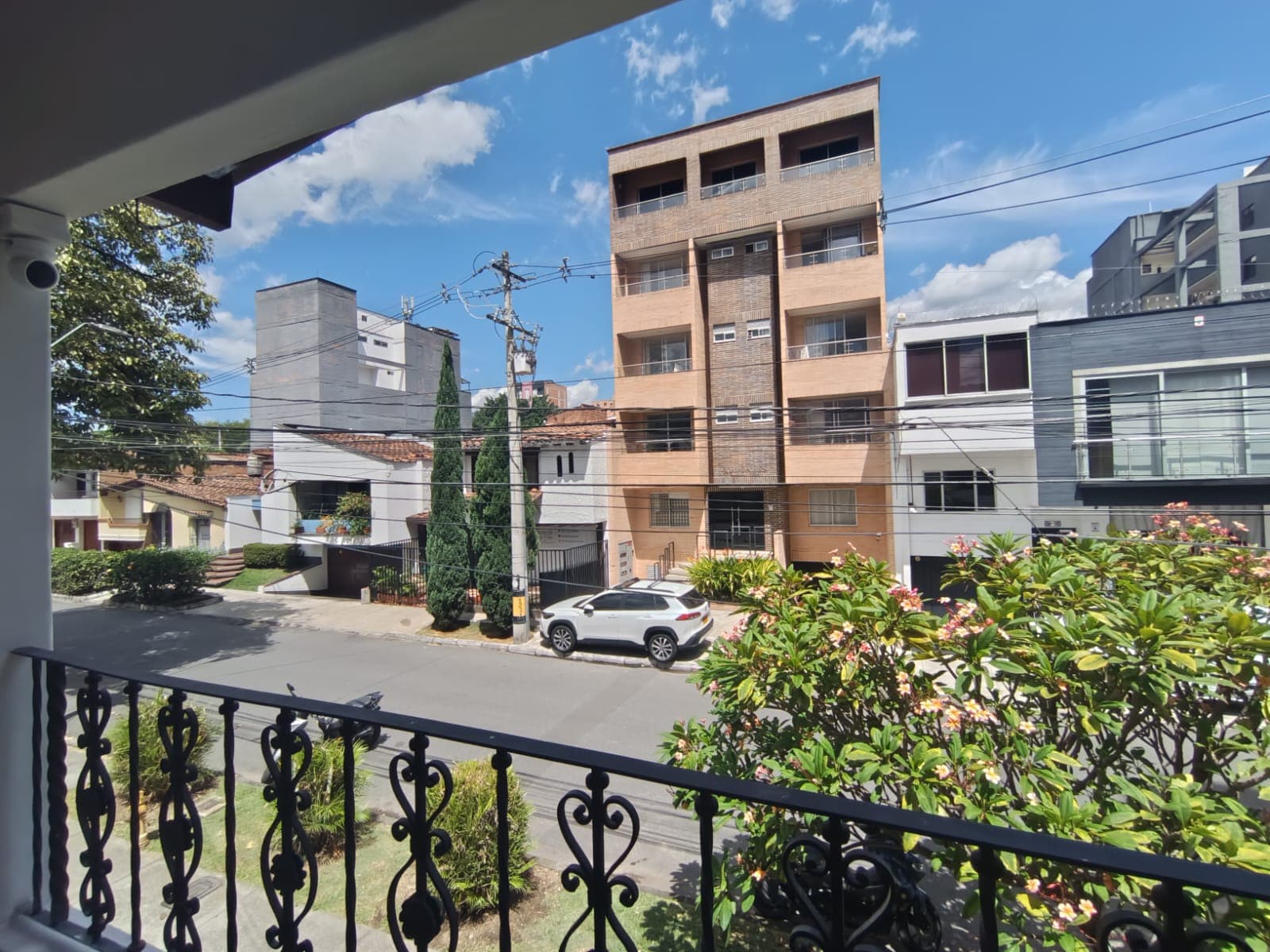 Apartamento en arriendo en Rosales, Belen, Medellín — foto 1 de 12