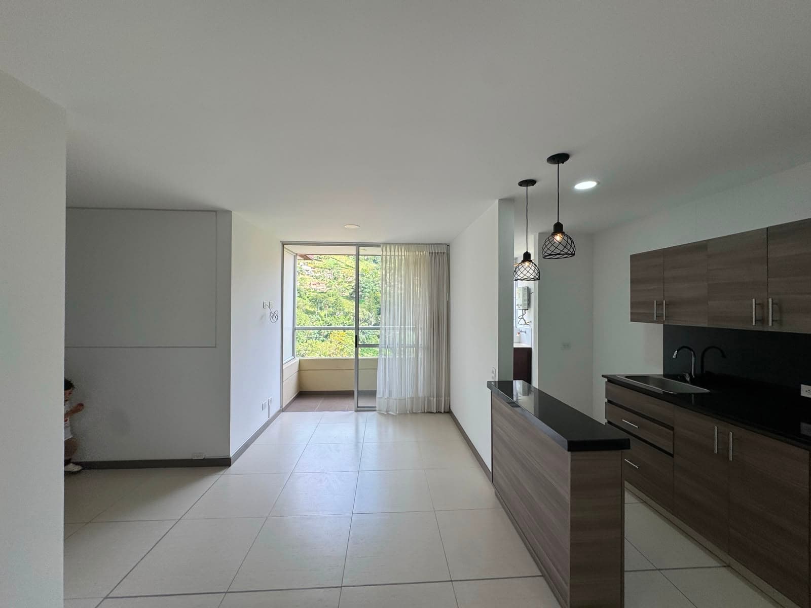 Apartamento en arriendo en La Florida, Sabaneta — foto 1 de 20