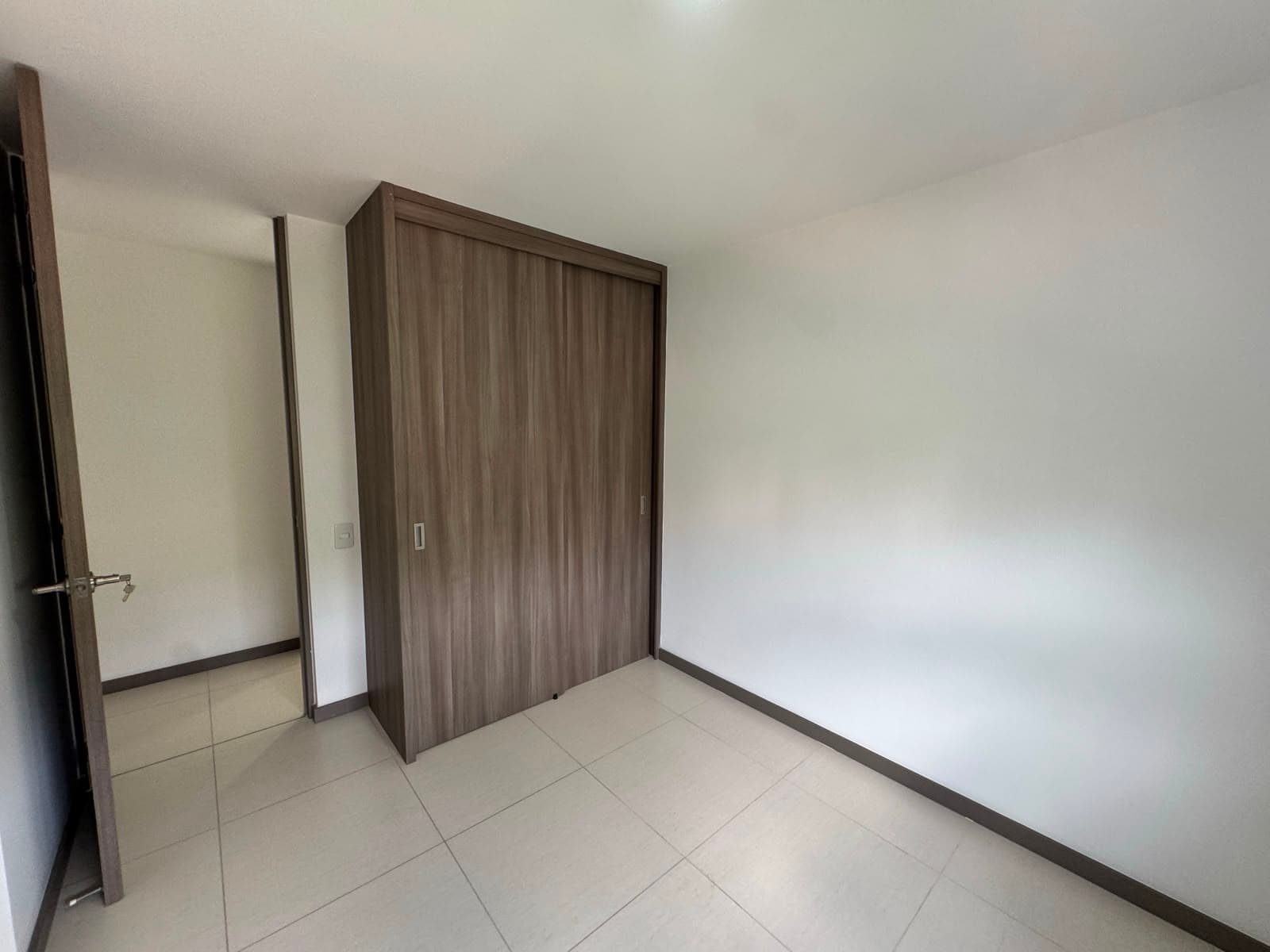 Apartamento en arriendo en La Florida, Sabaneta — foto 5 de 20