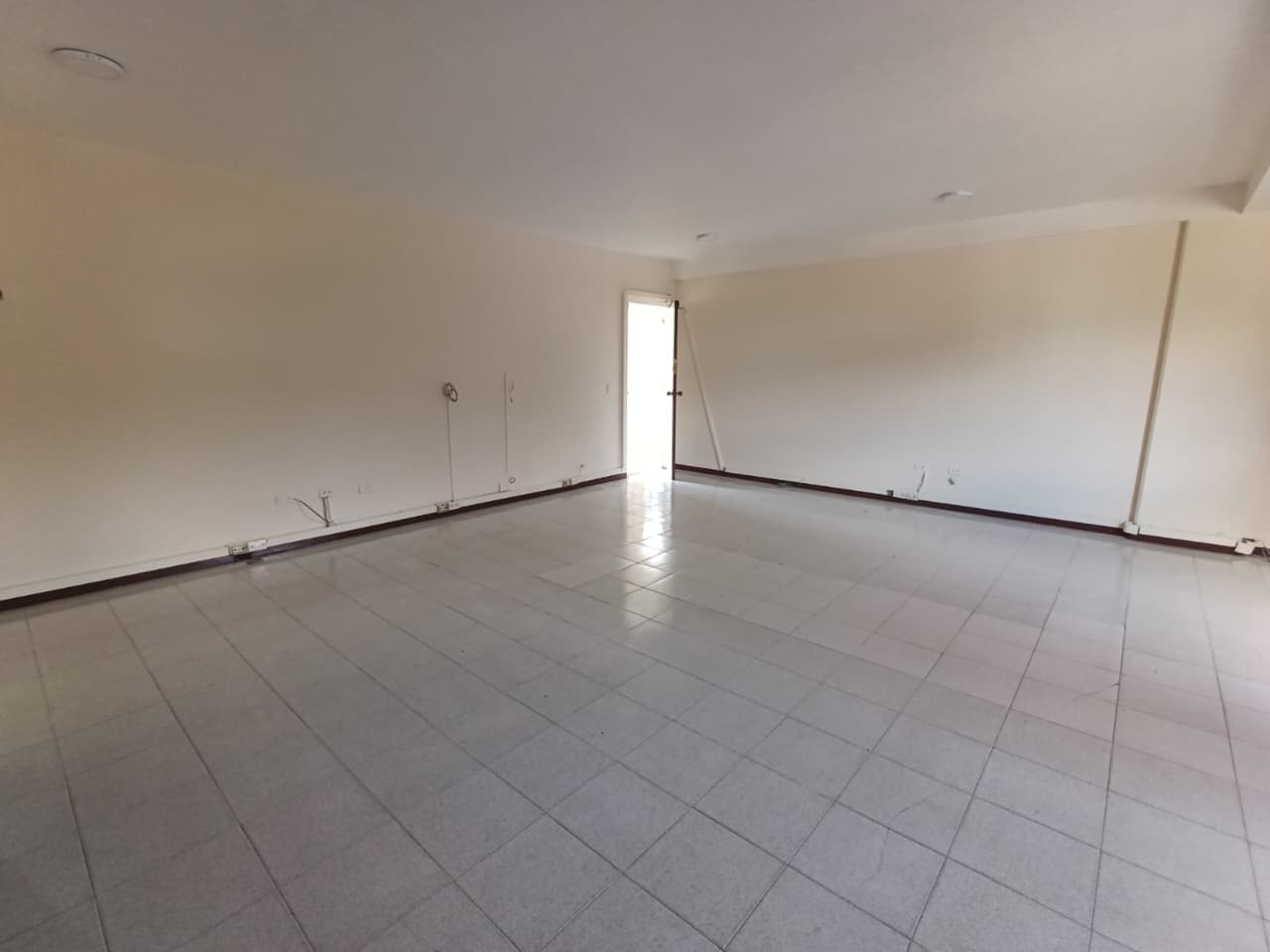 Bodega en arriendo en Guayabal, Medellín — foto 4 de 10