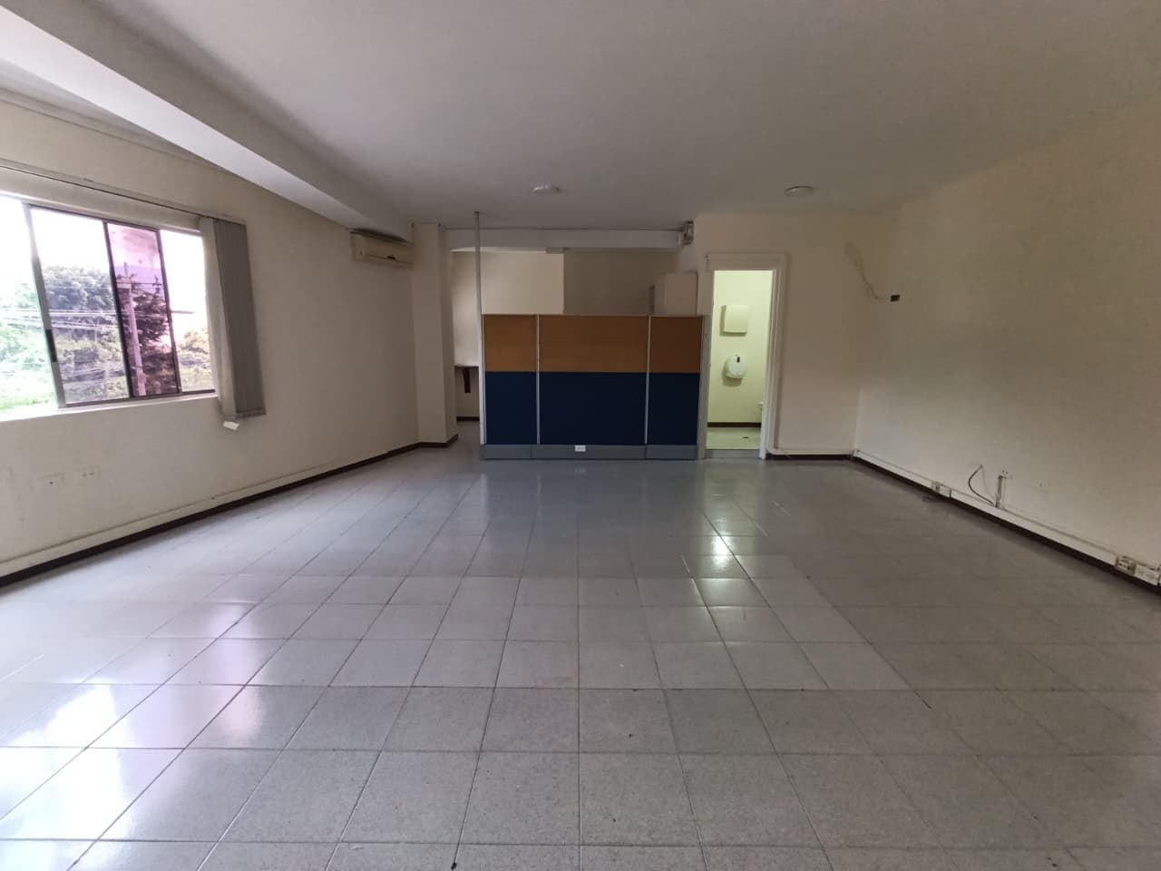 Bodega en arriendo en Guayabal, Medellín — foto 5 de 10