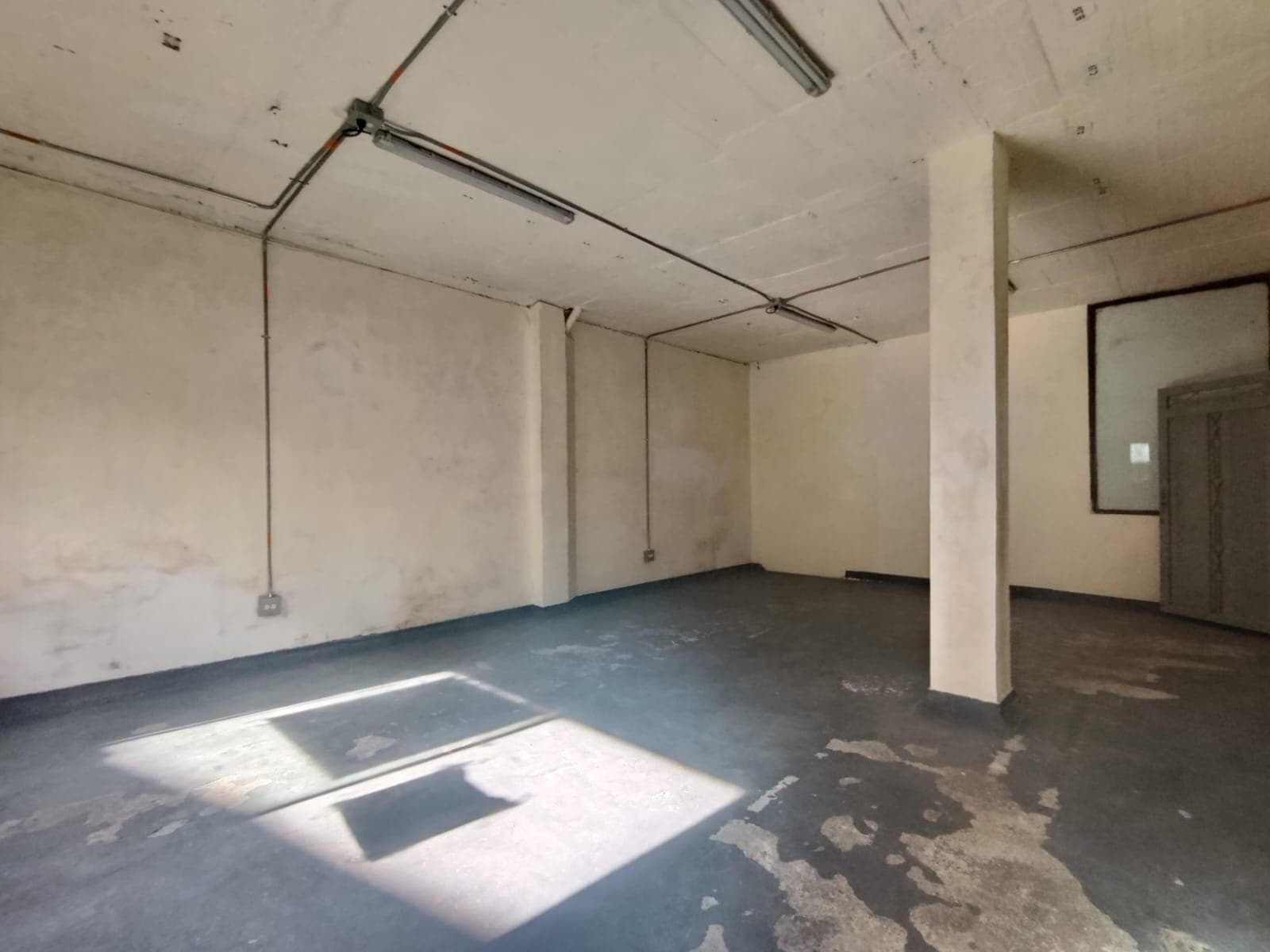 Bodega en arriendo en Trinidad, Guayabal, Medellín — foto 2 de 13