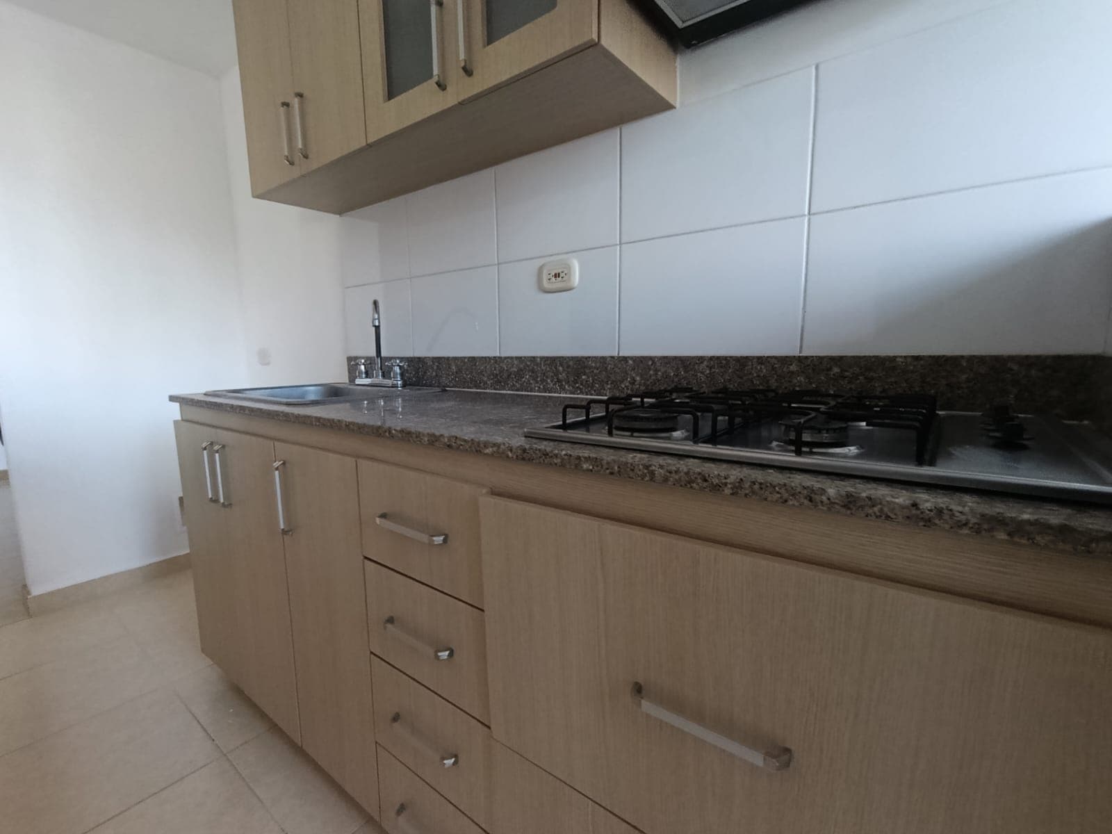 Apartamento en arriendo en Vegas De San Jose, Sabaneta — foto 2 de 16