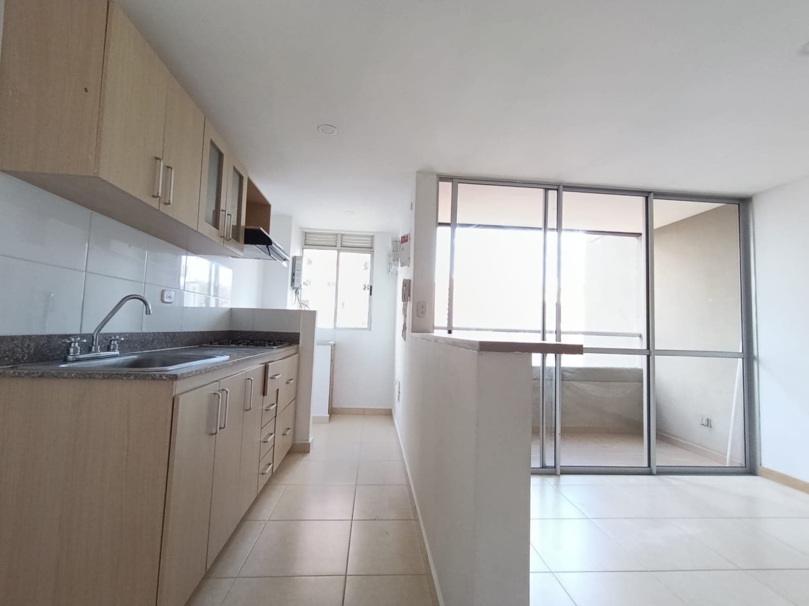 Apartamento en arriendo en Vegas De San Jose, Sabaneta — foto 4 de 16