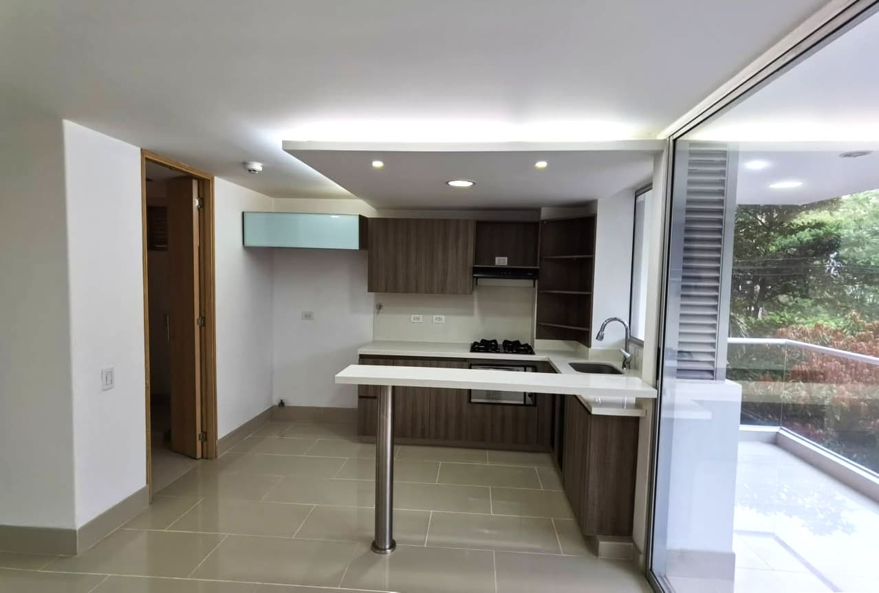Apartamento en arriendo en Zuñiga, Envigado — foto 2 de 17