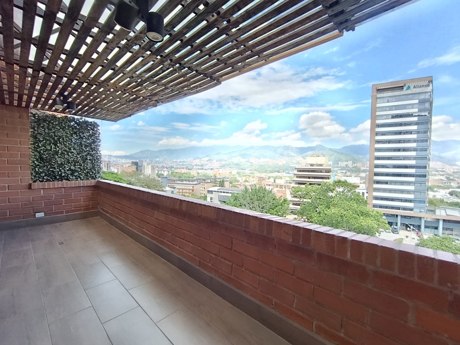 Apartamento en arriendo en Castropol, El Poblado, Medellín — foto 5 de 20