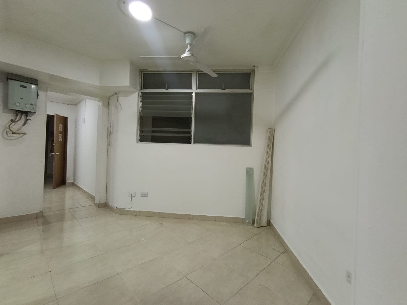 Apartaestudio en arriendo en San Joaquín, Laureles, Medellín — foto 5 de 12